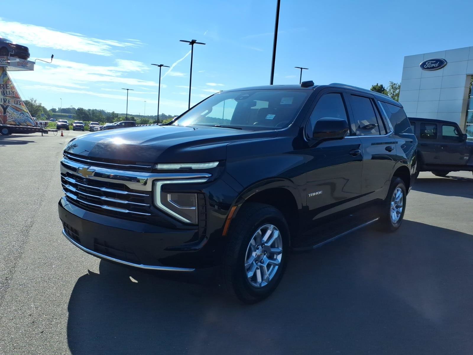 Used 2025 Chevrolet Tahoe LT AWD/4WD image 7