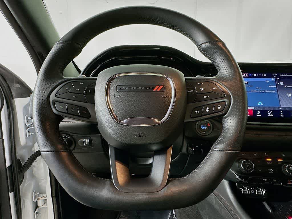 Used 2025 Dodge Durango R/T AWD/4WD image 16