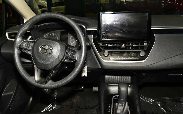 Used 2023 Toyota Corolla LE image 18