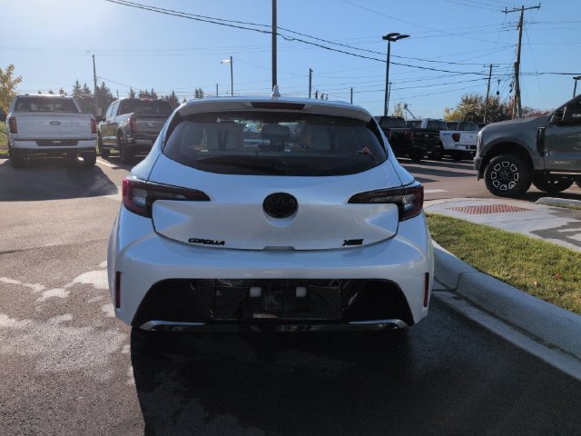 Used 2024 Toyota Corolla XSE FWD image 4