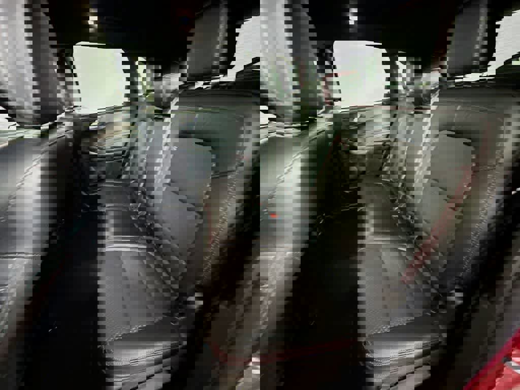 Certified 2025 Ford Escape ST-Line image 17