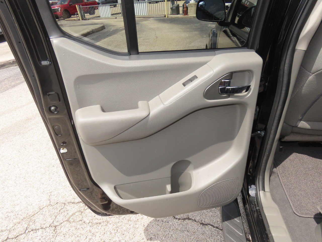Used 2020 Nissan Frontier SV w/ Midnight Edition Floor Mats RWD image 19