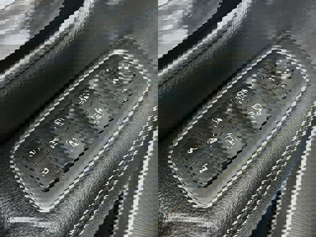 Used 2022 RAM 1500 Laramie image 28