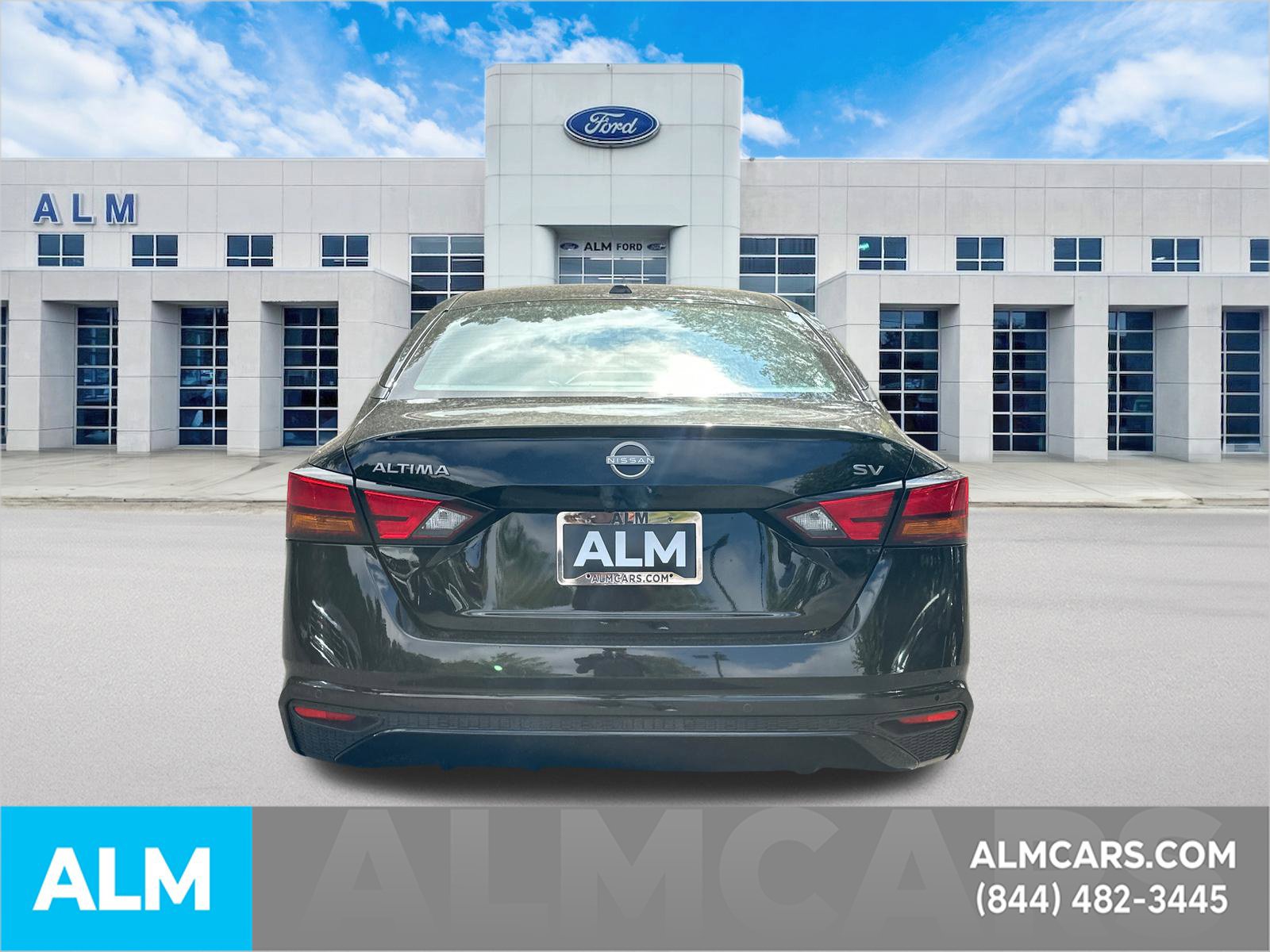 Used 2024 Nissan Altima 2.5 SV FWD image 6