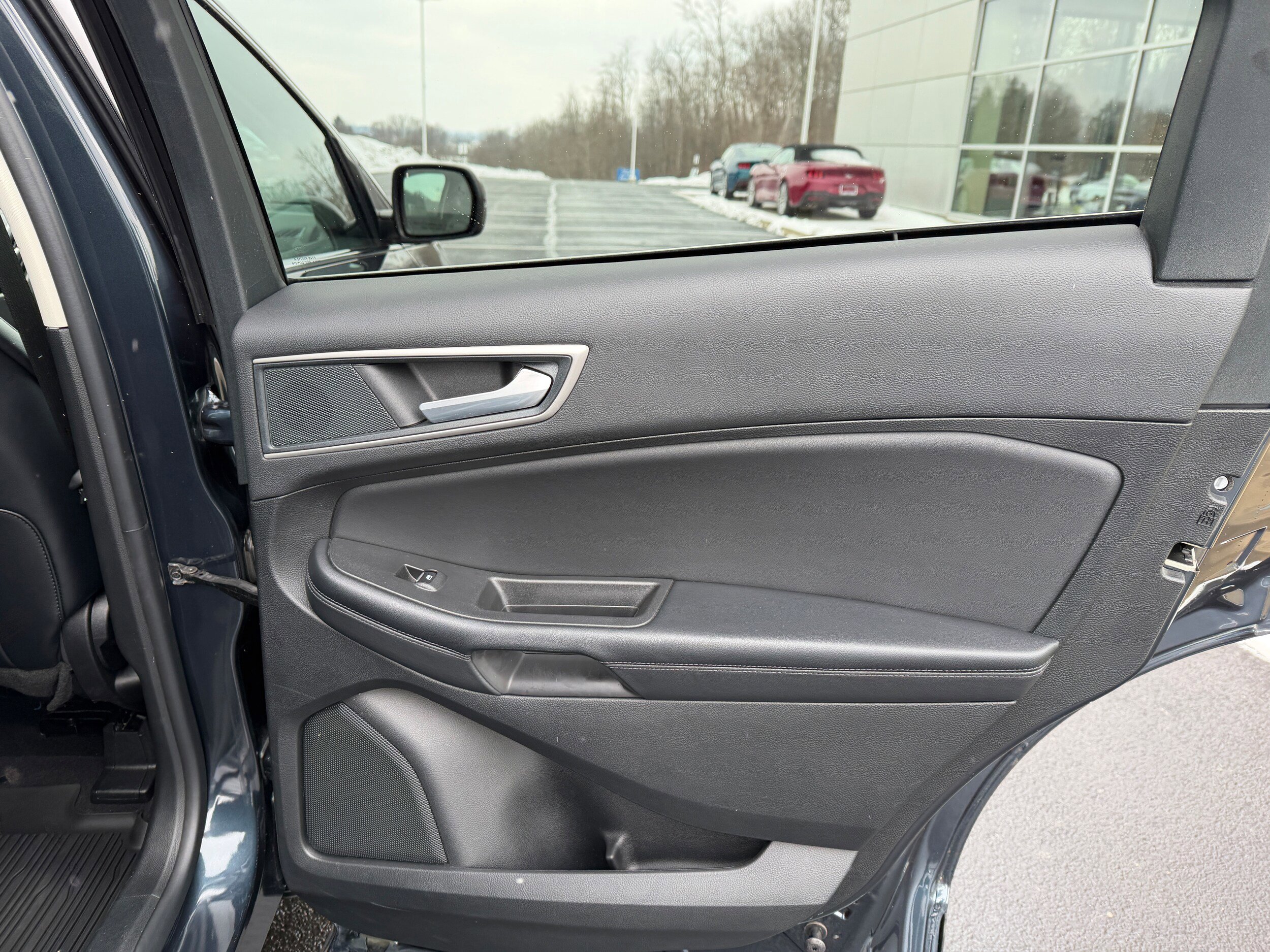 Certified 2024 Ford Edge SEL w/ Convenience Package AWD/4WD image 23