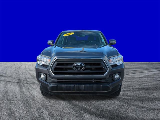 Used 2022 Toyota Tacoma SR5 w/ Technology Package image 9