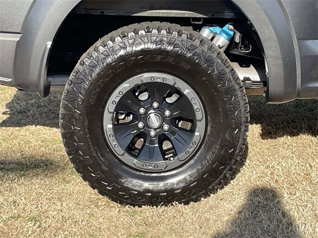 Certified 2018 Ford F150 Raptor w/ Equipment Group 802A Luxury image 7