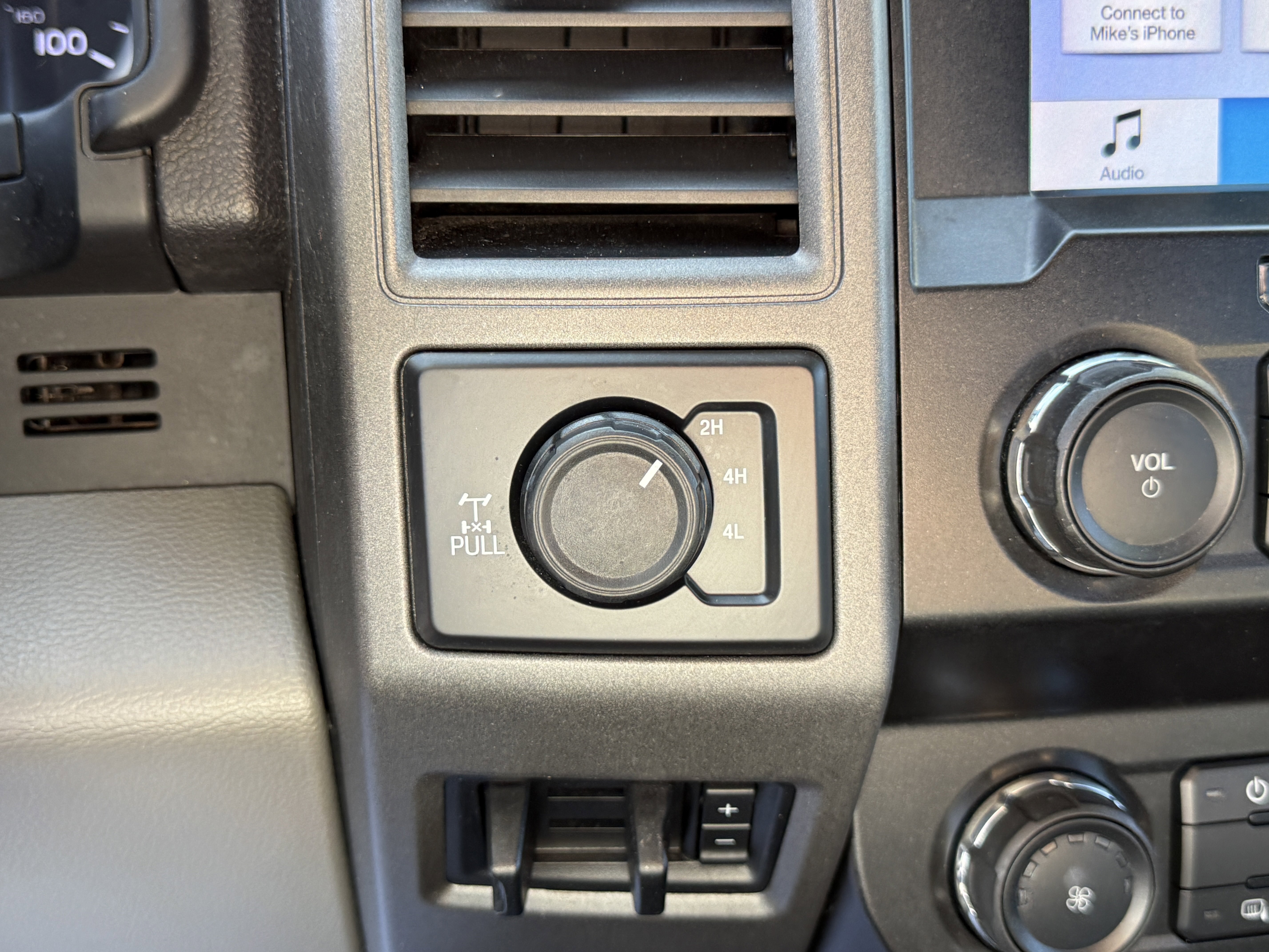 Certified 2019 Ford F250 XL w/ STX Appearance Package image 23