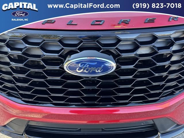 Certified 2025 Ford Explorer ST-Line w/ Premium Package image 10