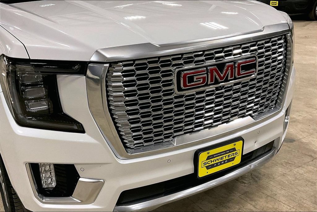 Used 2023 GMC Yukon Denali w/ LPO, Floor Liner Package AWD/4WD image 30