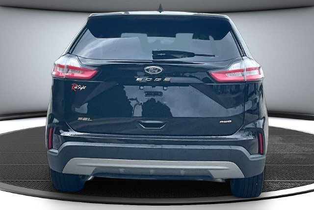 Certified 2024 Ford Edge SEL w/ Convenience Package AWD/4WD image 5