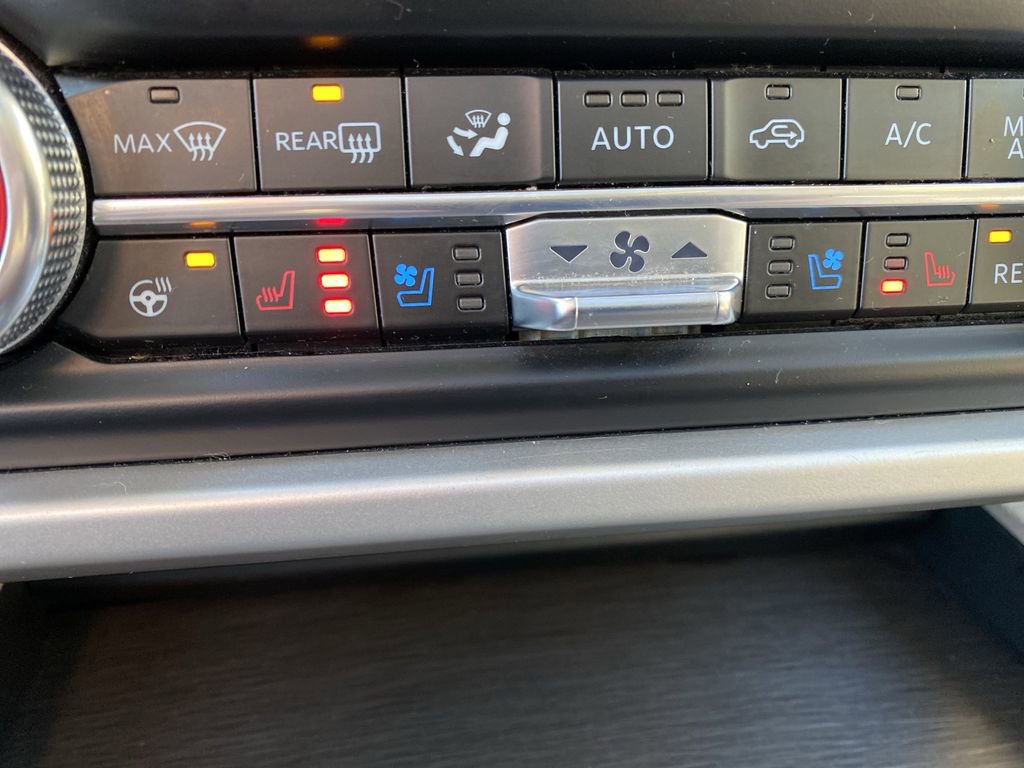 Certified 2024 Ford Expedition Max Limited image 9