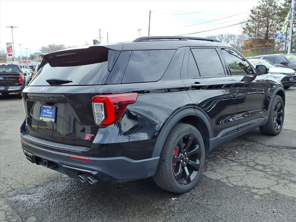 Certified 2023 Ford Explorer ST w/ Equipment Group 401A image 7