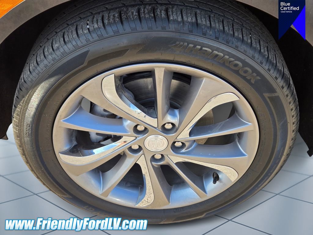 Used 2020 Buick Encore GX Essence w/ Experience Buick Package FWD image 8