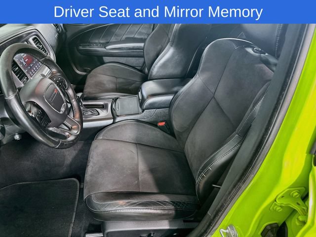 Used 2019 Dodge Charger R/T w/ Plus Group RWD image 18