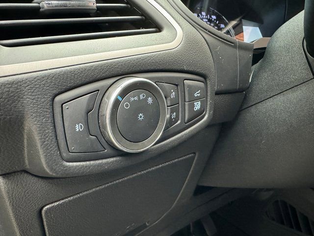 Certified 2022 Ford Edge SEL w/ Convenience Package image 28