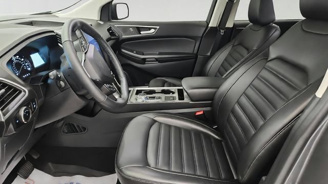 Certified 2024 Ford Edge SEL w/ Convenience Package AWD/4WD image 11