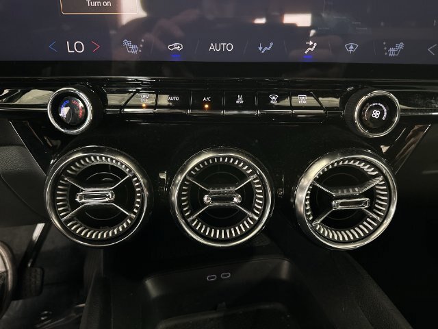Used 2024 Chevrolet Blazer EV LT AWD/4WD image 21