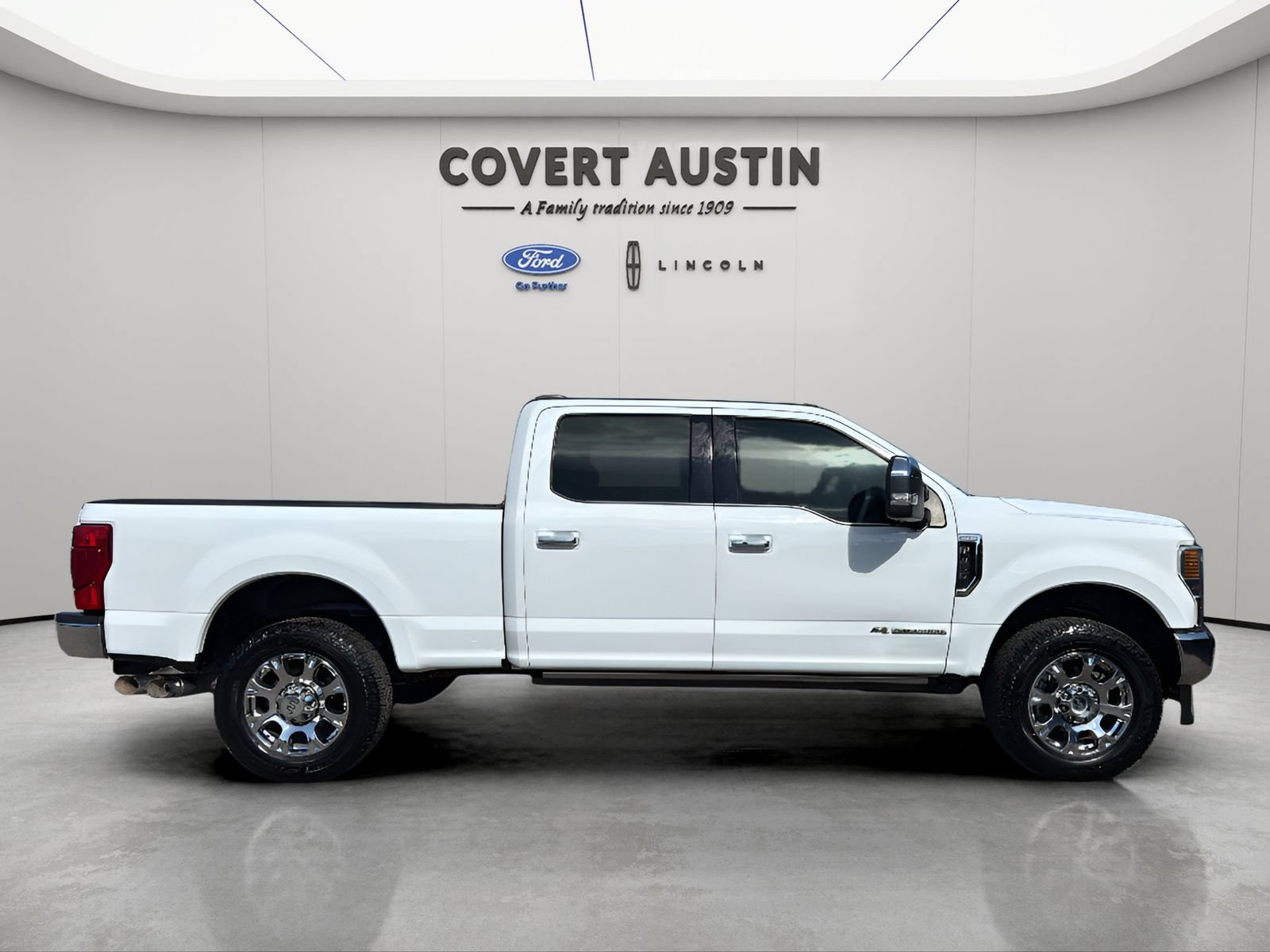 Certified 2022 Ford F350 King Ranch w/ King Ranch Ultimate Package AWD/4WD image 6