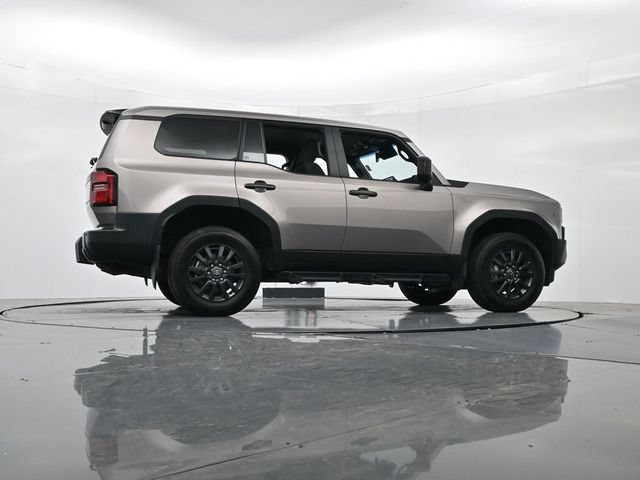 Used 2025 Toyota Land Cruiser 1958 AWD/4WD image 33