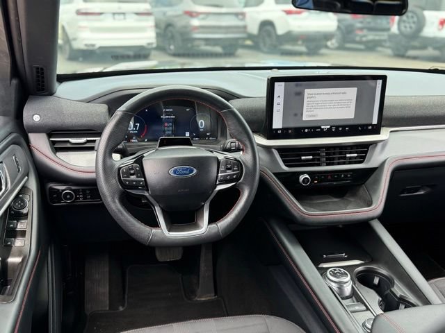 Certified 2025 Ford Explorer ST-Line AWD/4WD image 7