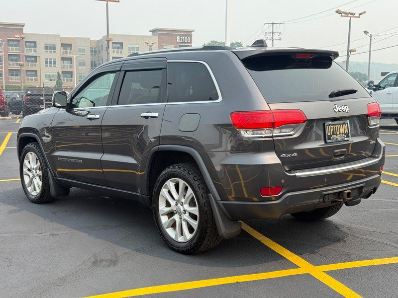 Used 2017 Jeep Grand Cherokee Limited w/ Luxury Group II AWD/4WD image 8