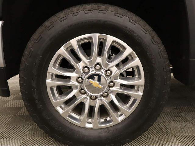 Used 2023 Chevrolet Silverado 2500 High Country w/ Z71 Off-Road Package image 27