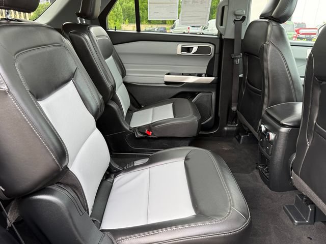 Certified 2023 Ford Explorer XLT w/ Equipment Group 202A AWD/4WD image 24