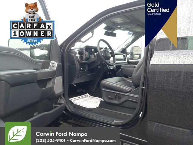 Certified 2025 Ford F350 Lariat w/ Camper Package image 11