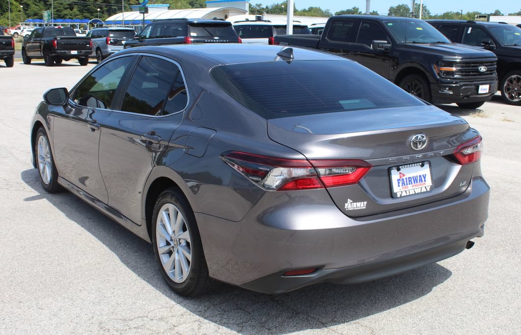 Used 2023 Toyota Camry LE FWD image 7