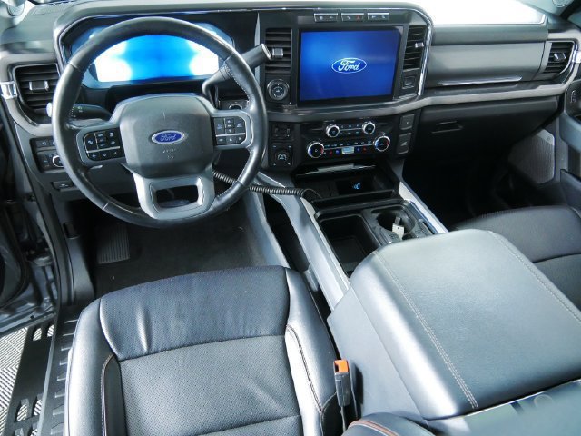 Certified 2024 Ford F350 Lariat w/ Lariat Ultimate Package AWD/4WD image 4
