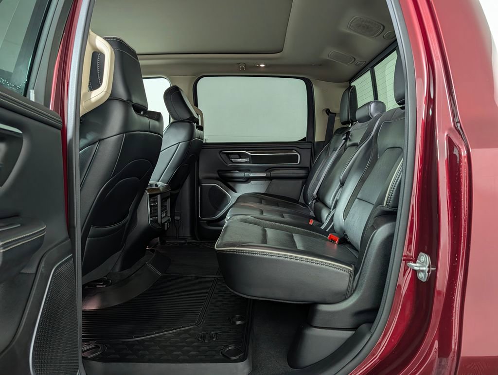 Used 2021 RAM 1500 Laramie AWD/4WD image 11