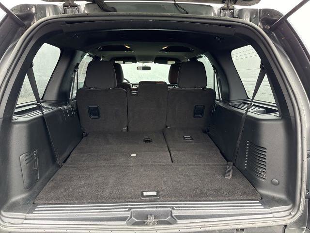 Certified 2017 Ford Expedition XLT image 4