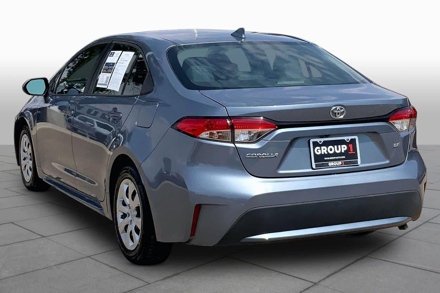 Used 2021 Toyota Corolla LE FWD image 11