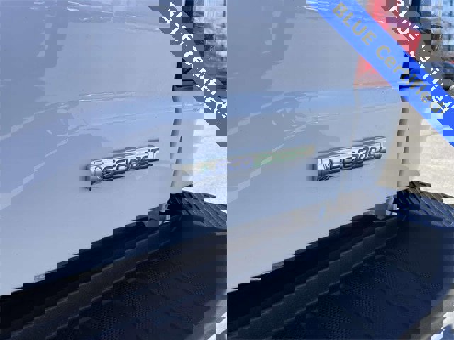 Certified 2022 Ford F150 Lariat w/ Equipment Group 501A Mid image 11