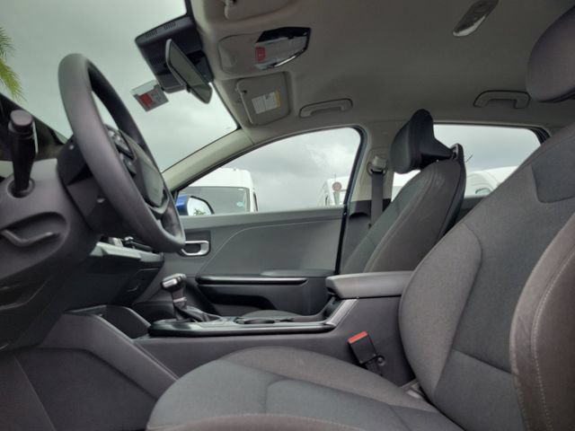 Used 2025 Kia K4 FWD image 17