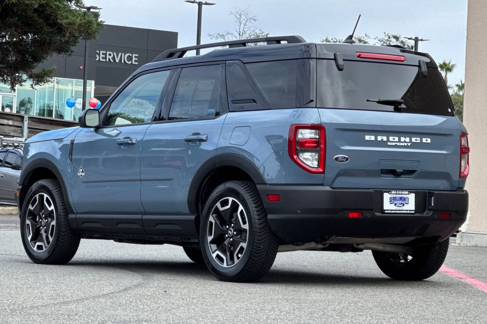Certified 2024 Ford Bronco Sport Outer Banks w/ Tech Package AWD/4WD image 8
