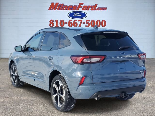 Certified 2023 Ford Escape ST-Line Select w/ Tech Pack #2 image 2