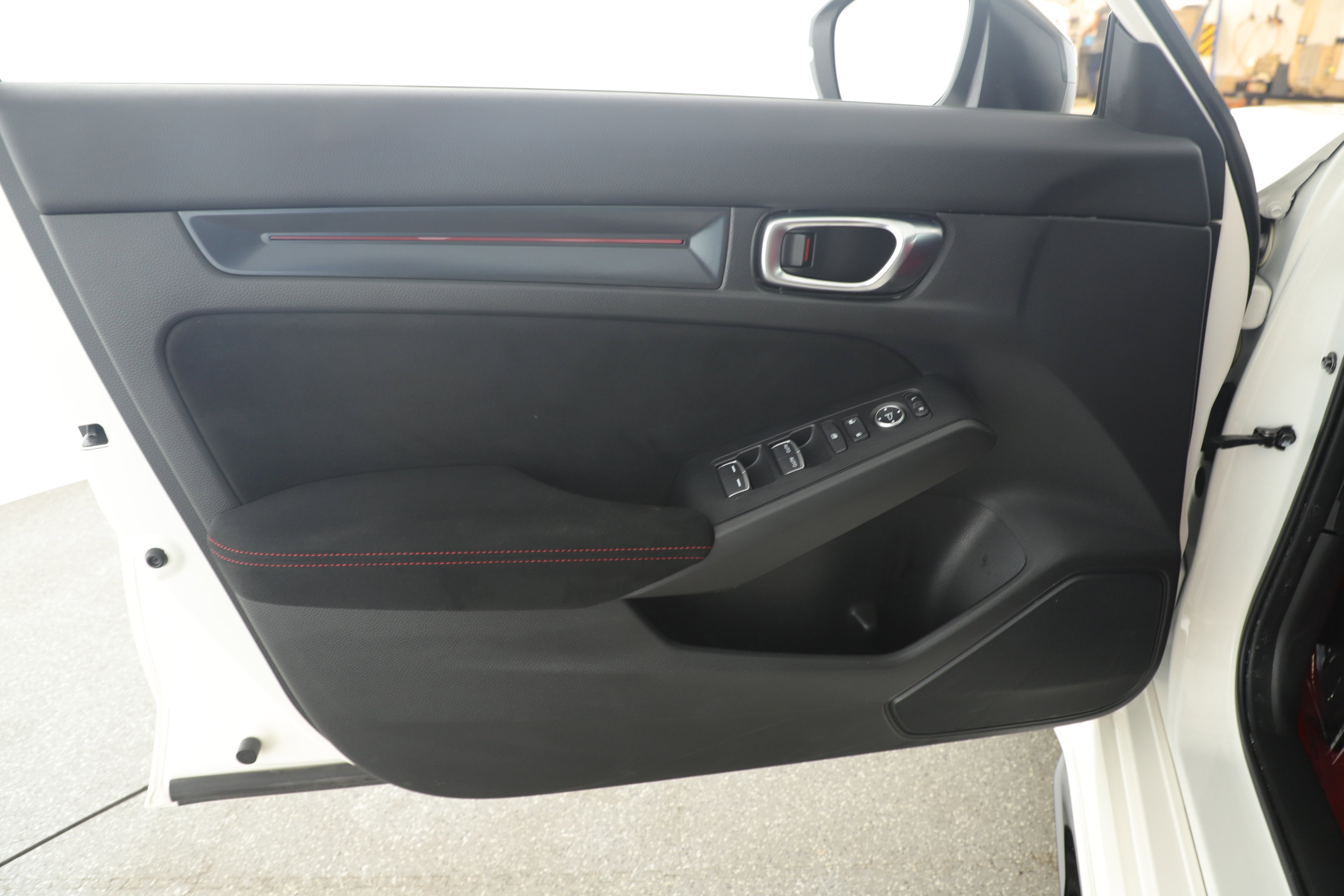 Used 2024 Honda Civic Type R image 8