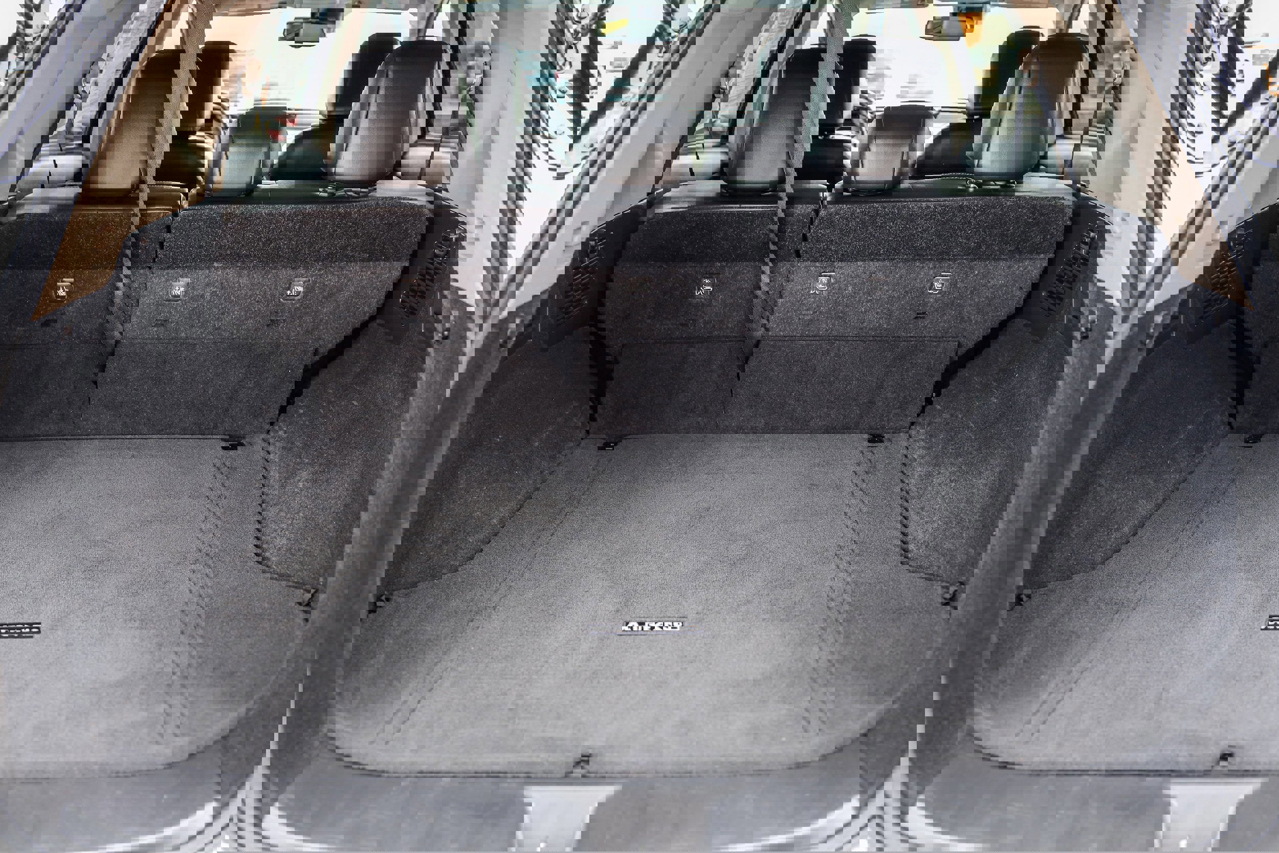 Used 2023 Nissan Murano SV image 7