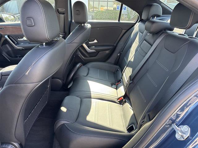 Used 2022 Mercedes-Benz A 220 4MATIC image 5