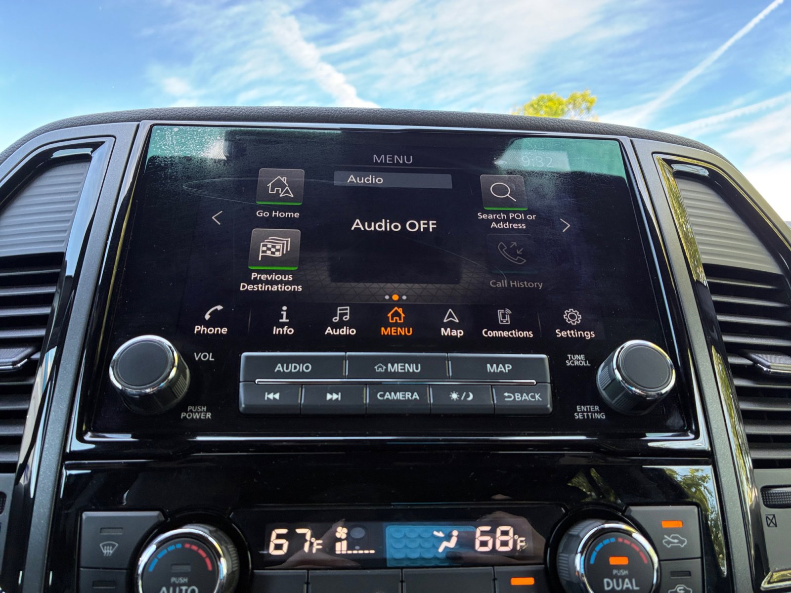 Used 2021 Nissan Titan PRO-4X w/ Pro-4x Convenience Package AWD/4WD image 12
