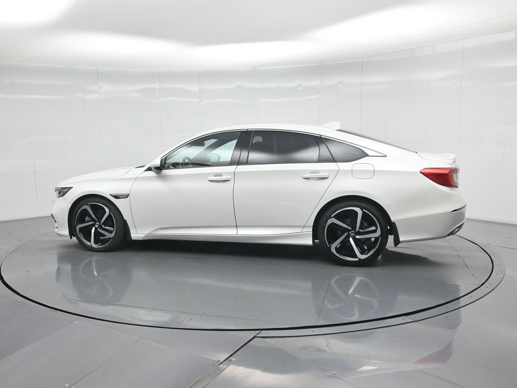 Used 2018 Honda Accord Sport image 5