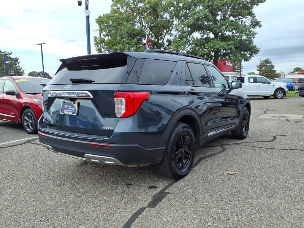 Certified 2023 Ford Explorer XLT w/ Equipment Group 202A AWD/4WD image 6