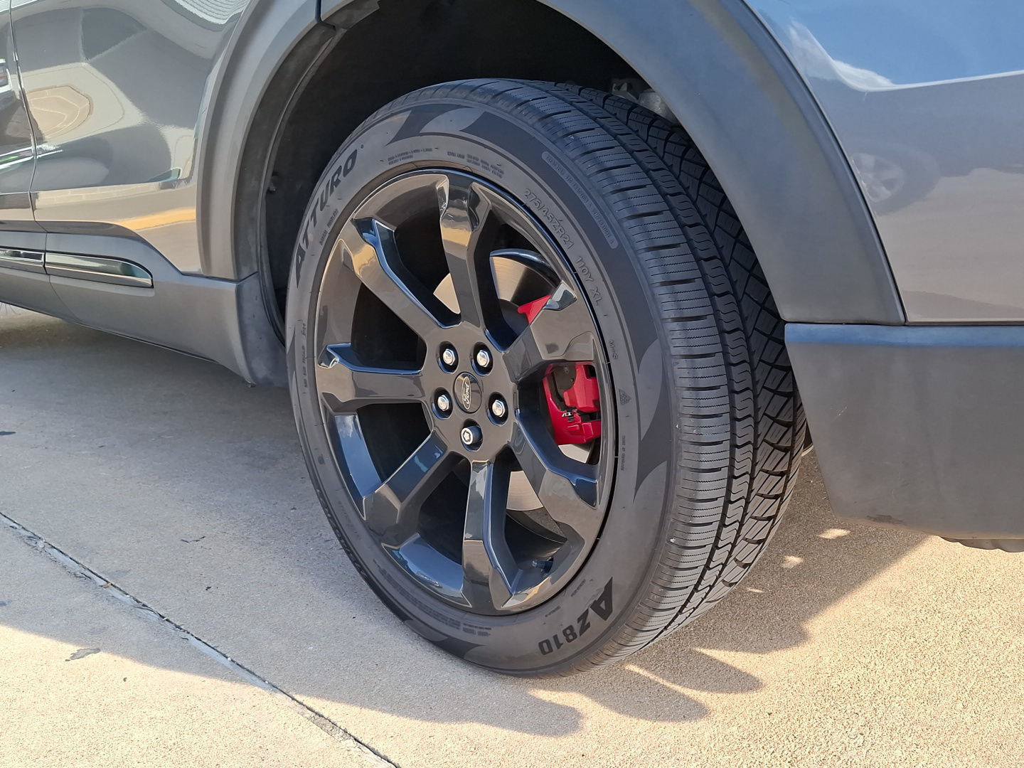 Certified 2022 Ford Explorer ST w/ ST Street Pack RWD image 28