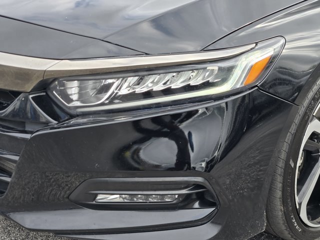 Used 2018 Honda Accord Sport image 10