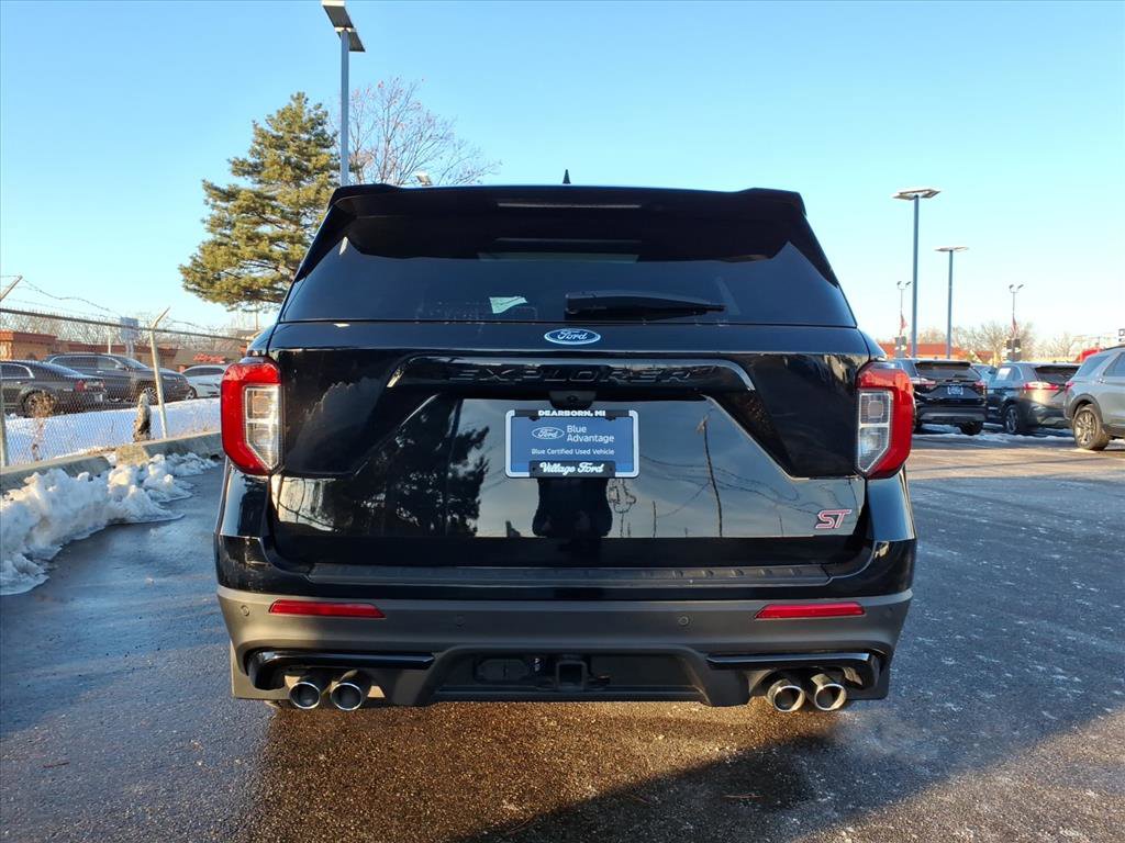 Certified 2022 Ford Explorer ST w/ Equipment Group 401A image 7