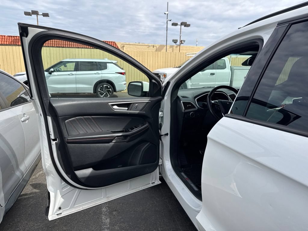 Certified 2020 Ford Edge ST-Line FWD image 7