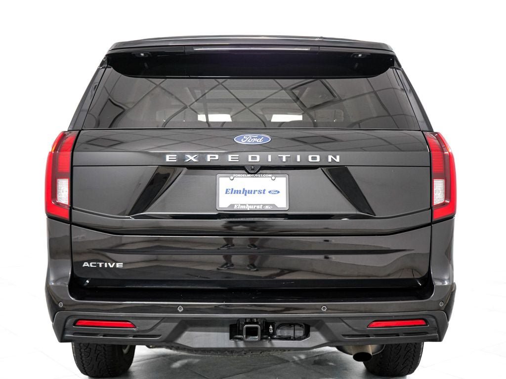 Certified 2025 Ford Expedition Active AWD/4WD image 6