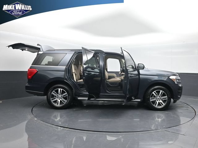 Certified 2023 Ford Expedition XLT RWD image 27
